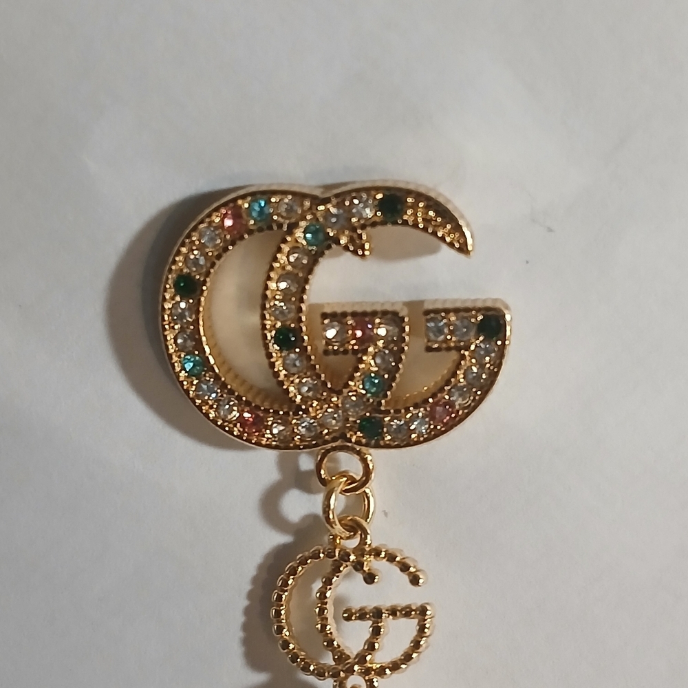 Authentic Gucci GG Pearl Drop Earrings - Picture 5 of 11